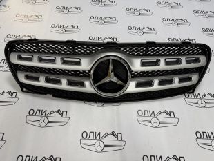 Решетка радиатора на Mercedes GLA x156 рест Решетка радиатора на Mercedes GLA x156 рест